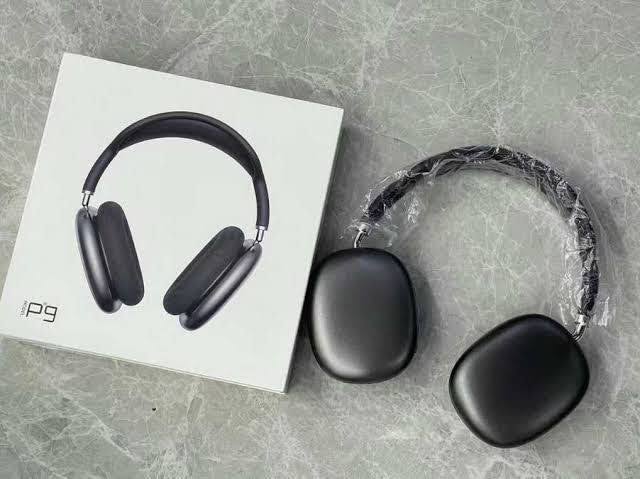 P9 On-Ear Headphones with Powerful Bass, Noise Isolation, and Comfortable Cushioned Earcups for Daily Use